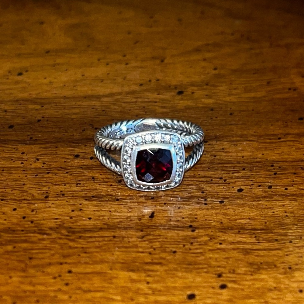 David Yurman petite Albion garnet
